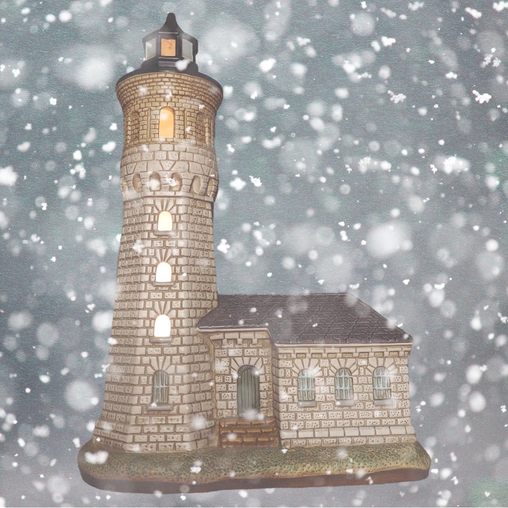 Geo Z Lefton 1872 Fort Niagara, NY Ceramic Lighthouse